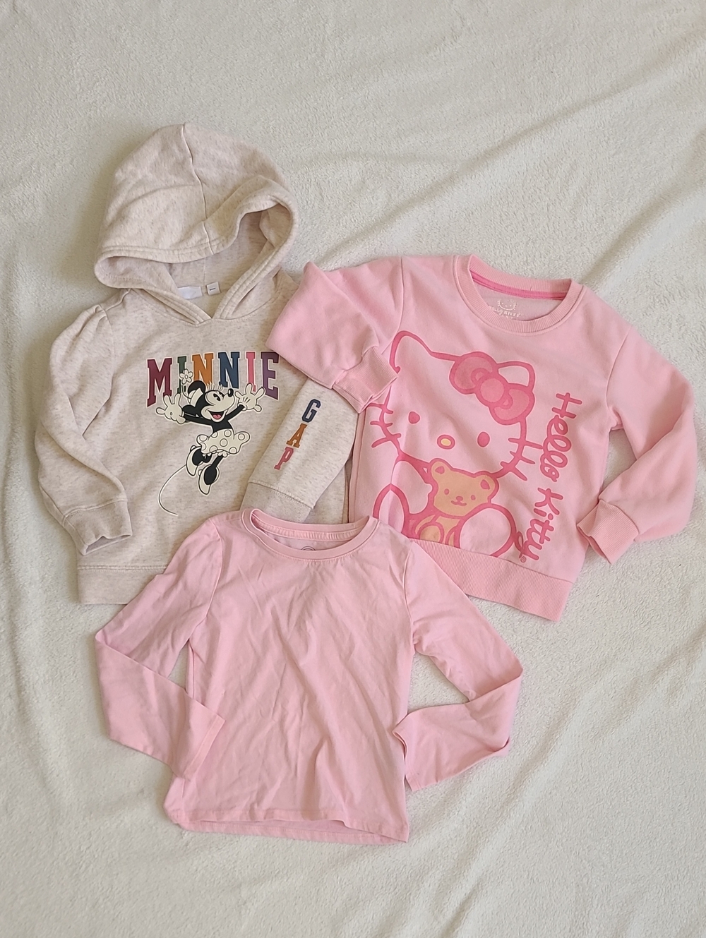 Gap Disney Hello Kitty Pink Cream Sweatshirt Girls Size 4 Sanrio Top Bundle